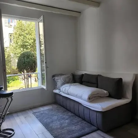 Cosy A Saint Georges 33 M² Parking Prive Apartment